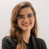 Isabela Tirado - Qulture Rocks